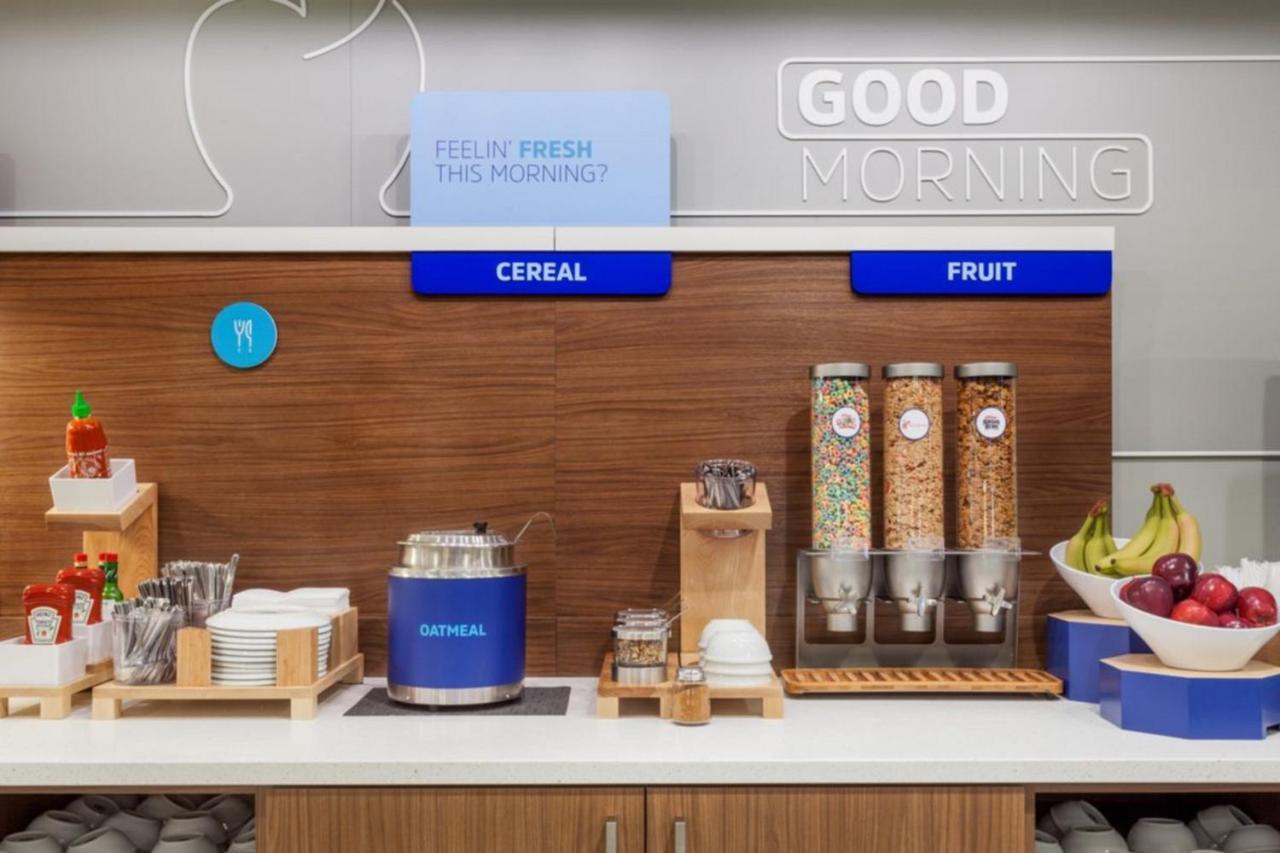 Holiday Inn Express Washington Dc Downtown By Ihg Ngoại thất bức ảnh